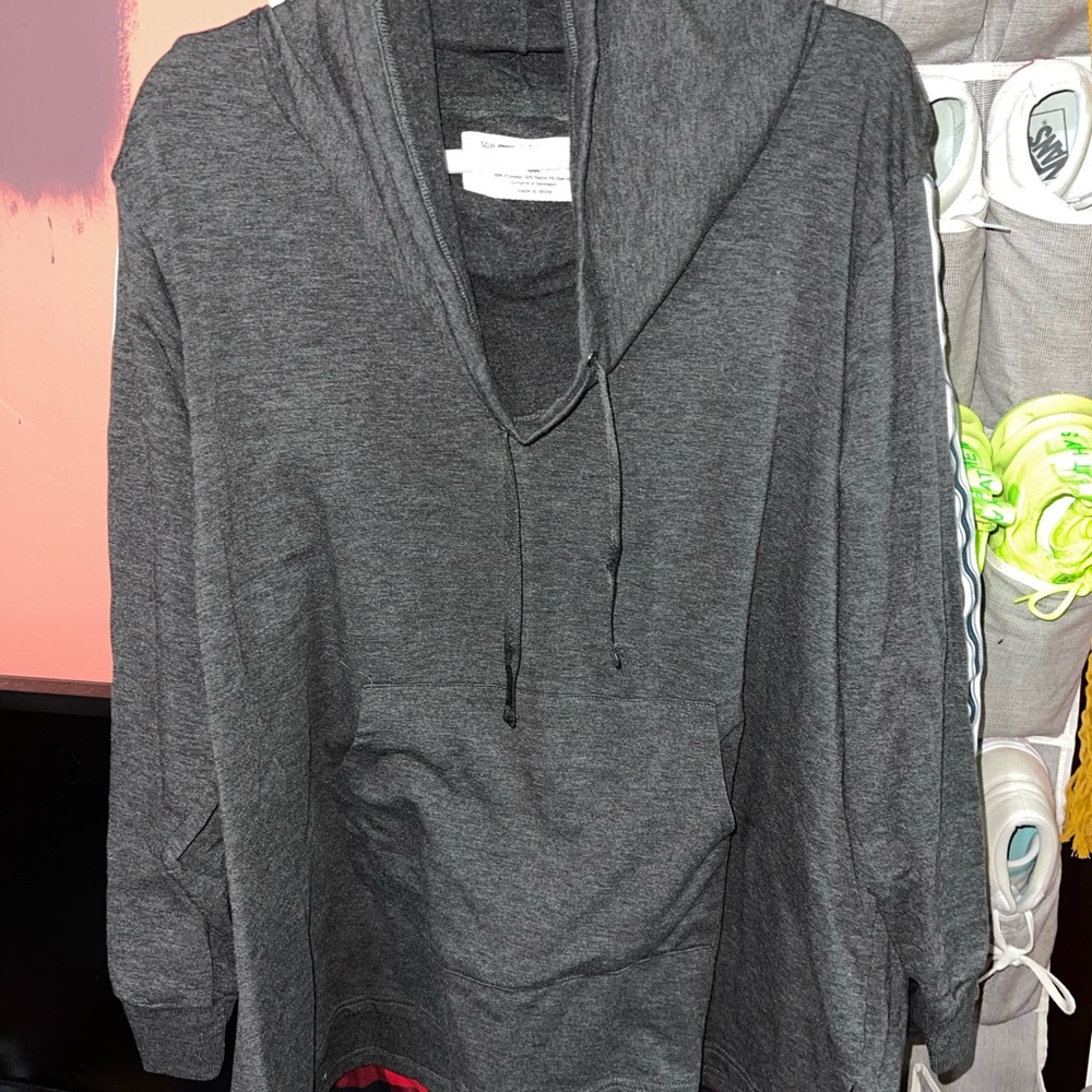 Cowl neck thin sweatshirt